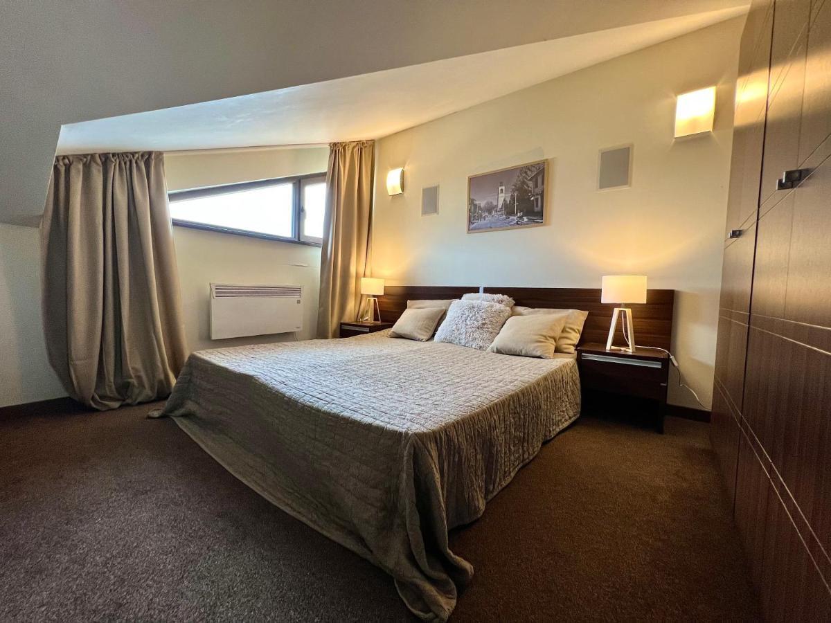 Luxury Apartment Pirin Chalet In Terra Complex Bansko Bagian luar foto